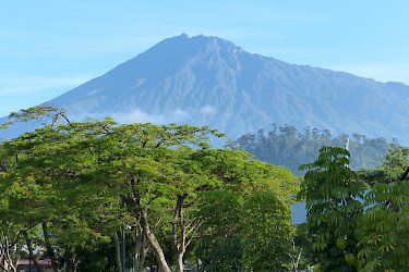 Blick auf den Mount Meru