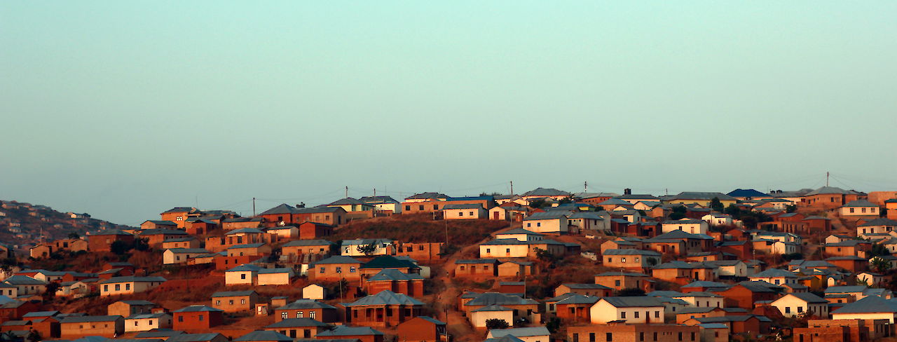 Häuser bei Tunduma an der Grenze zwischen Tansania und Sambia