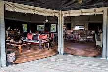 der Haupteingang im Ang'ata Serengeti Camp