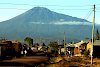 Arusha mit Blick auf den Mount Meru