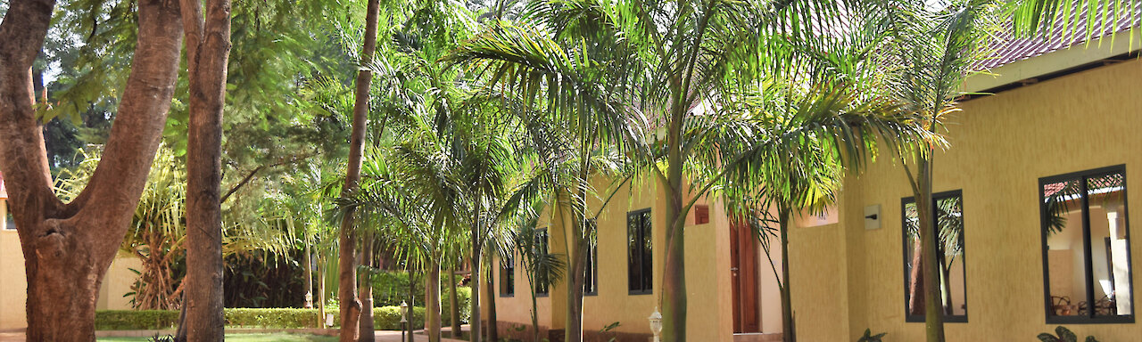 Haupteingang Chanya Lodge