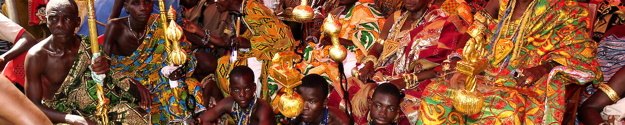 Tanzende Frauen auf dem Millet Festival