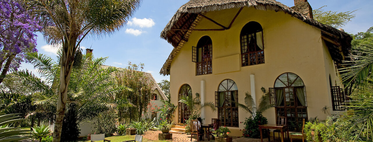 Ausblick auf den Garten im Arusha Safari Lodge Unterkunft