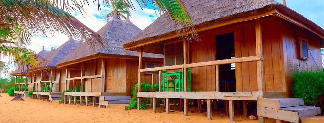 Strand Cottages