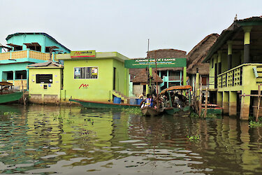 Auberge Chez M in Ganvie Zugang vom Wasser