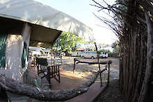 Blick auf den Platz des Karamoja Safari Camps