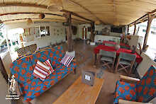 Lounge Bereich des Karamoja Safari Camps