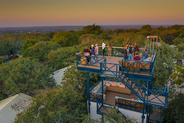 Shongwe Lookout Tower mit herrlichem Blick über den Sambesi-Fluss