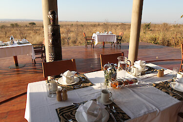 Ecoscience Luxury Lodge Restaurant mit Blick auf den Tarangire-Nationalpark