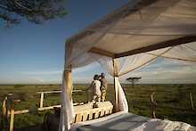 Privatzelt im Olmara Camp mit Blick auf das Serengetti-Nationalpark