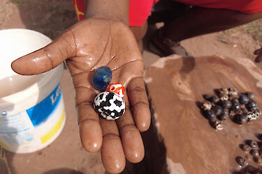 Perlenherstellung der Krobo in Odumasi