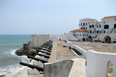 Blick vom St. George Castle in Elmina