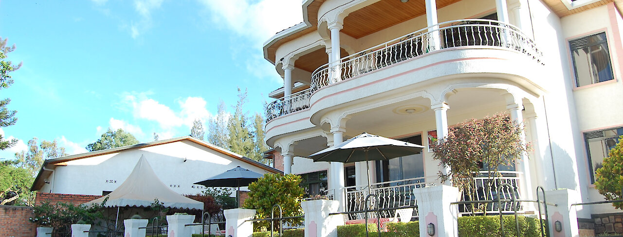 Außenansicht des Step Town Hotels