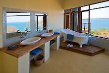 Badezimmer in der Pumulani Lodge