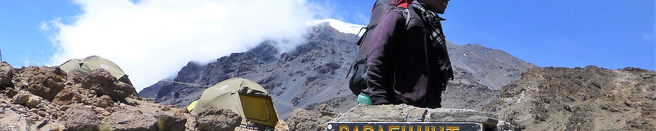Bergguide an der Barafu Hut