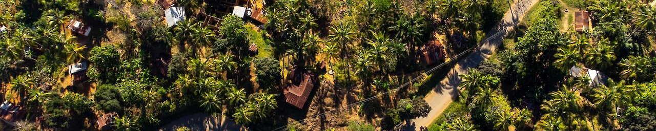 Suedtansania_Strasse_Vogelperspektive