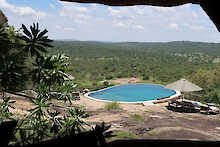Mihingo Lodge Blick auf Pool