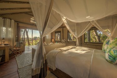 Setari Camp Botswana Himmelbett im Schlafzimmer
