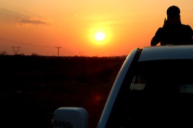 Sonnenuntergang auf der Straße nach Dar-es-Salaam