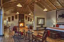 Nkuringo Bwindi Gorilla Lodge Kashasha Suite
