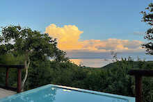 Mawemawe Manyara Lodge kleiner Pool mit Aussicht