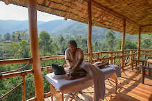 Mahogany Springs Massagetisch auf Veranda