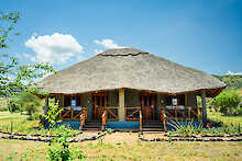 Komfort-Bungalow im Lake Natron Camp