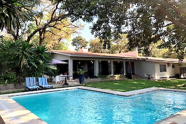 Mitengo House