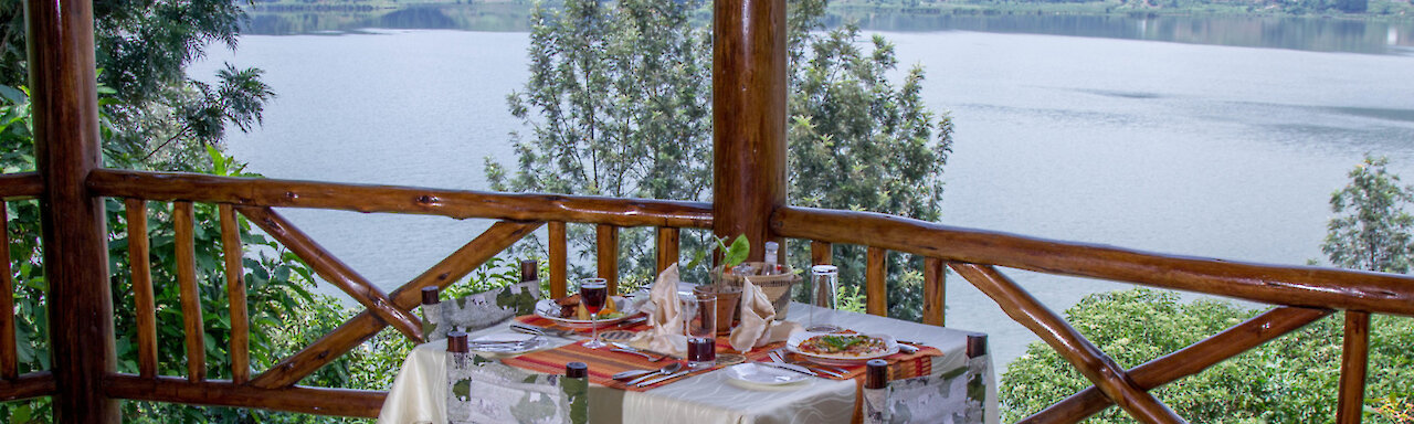 Blick auf den Lake Mulehe von der Terrasse