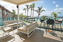 Blick zum Meer im Restaurant Le Cote Ouest im Hotel Terrou-Bi