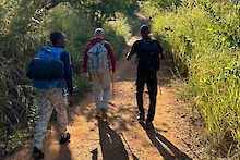 Africa Wild Truck drei Wanderer Mulanje Trekking