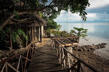 Blue Zebra Island Lodge Blick von Terrasse auf Malawisee