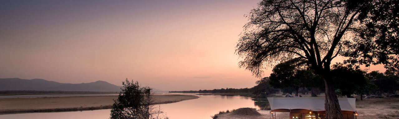 Zambezi Expedition Camp zelt am flussufer