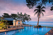 Bumi Hills Lodge Pool mit Blick auf Lake Kariba