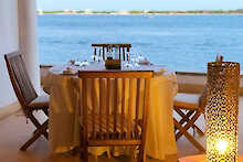 Peponi Hotel Lodge Restaurant mit Blick aufs Meer