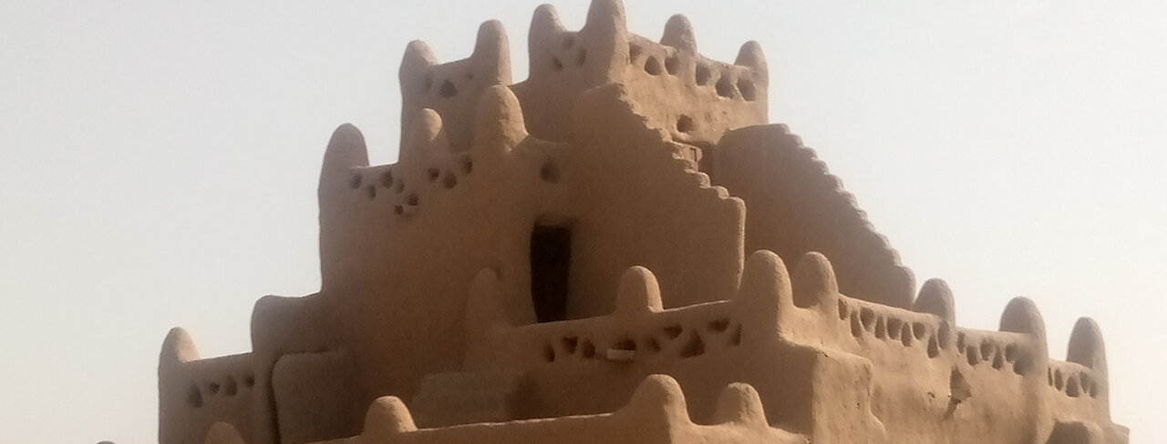 Blick auf die Zayaa-Moschee