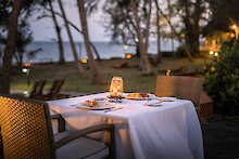 Severin Sea Lodge Candle Light Dinner