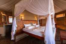 Severin Safari Camp Unterkunft mit Doppelbett