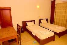 Hotelzimmer mit zwei Betten