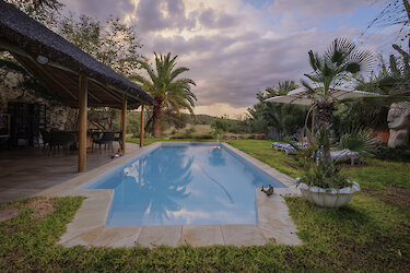 Pool der Safari Lodge