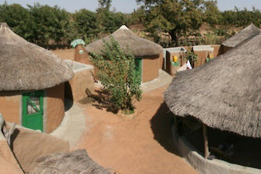 Blick ins Dorf im Green House