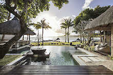 Strandvilla mit Pool