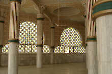 Innenraum der Großen Moschee von Touba