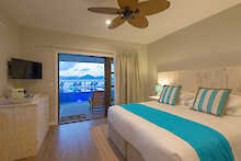 Doppelzimmer am Pool des Le Nautique