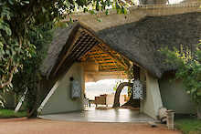 Eingang der Kafunta River Lodge