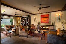 Lounge der Kwa Maritane Bush Lodge