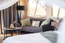Gemütliches Sofa in der Mdluli Safari Lodge