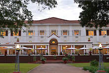 Victoria Falls Hotel Frontansicht