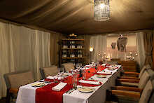 Essbereich im Lemala Ngorongoro Tented Camp