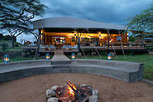 Lagerfeuer an der Lemala Nanyukie Lodge